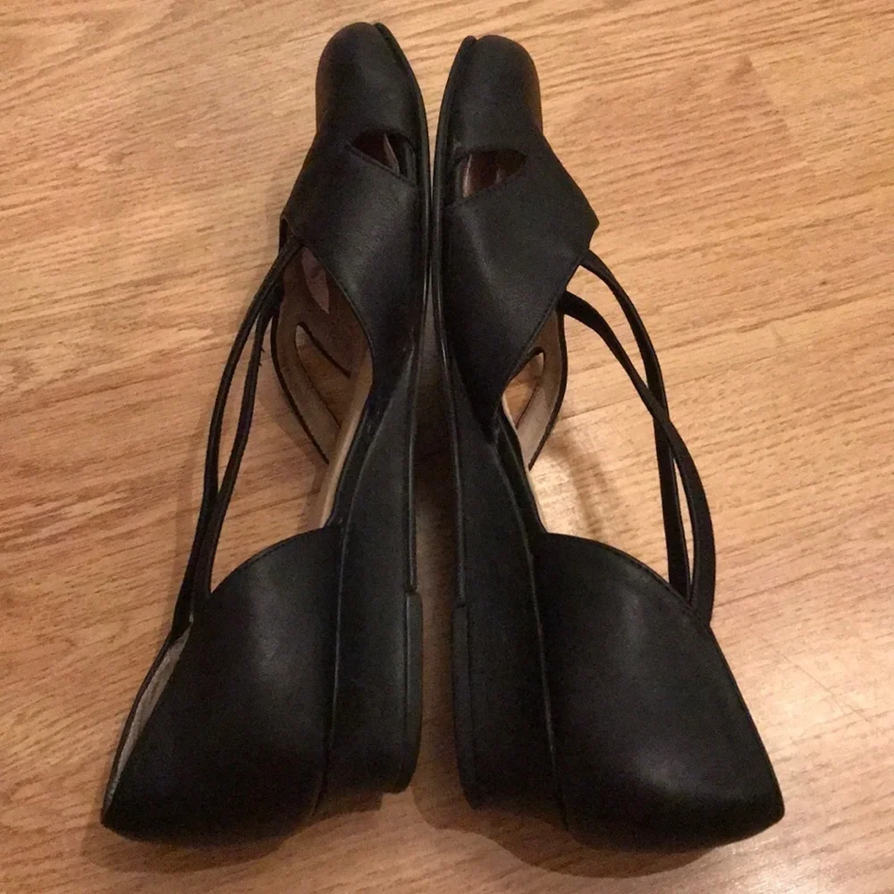 Ros Hommerson Black Leather miniwedge shoes
